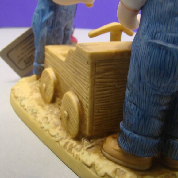 HOMCO DENIM DAYS "THE GO CART" PORCELAIN FIGURINE #15352-00 Farm with hang tag - Picture 16 of 16